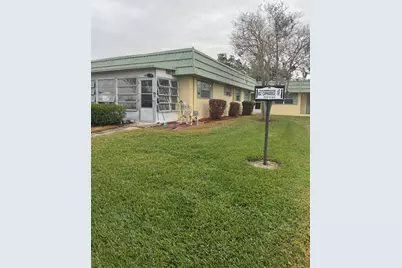 102 Cambridge Trail #229, Sun City Center, FL 33573 - Photo 1