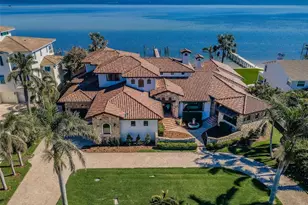 3901 Bayshore Blvd NE, Saint Petersburg, FL 33703 - Photo 1