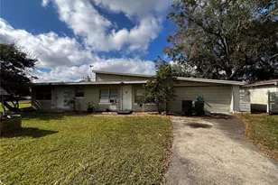 8302 N Lois Ave, Tampa, FL 33614 - Photo 1