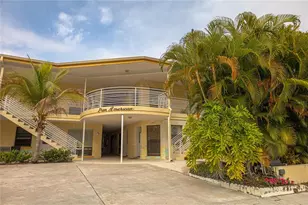 145 10th Ave N, Saint Petersburg, FL 33701 - Photo 1