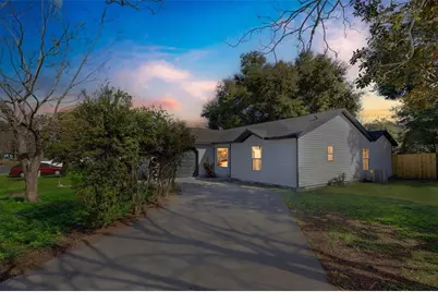 116 Woodlane Avenue, Wildwood, FL 34785 - Photo 1