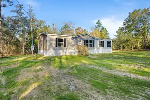 745 NW 72nd Ct, Bell, FL 32619 - Photo 1