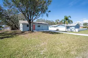 2709 57th St S, Gulfport, FL 33707 - Photo 1