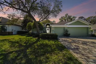 1514 River Ct, Tarpon Springs, FL 34689 - Photo 1
