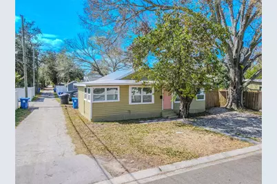 1800 27th Avenue N, Saint Petersburg, FL 33713 - Photo 1