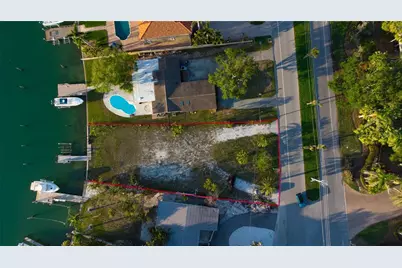 10304 Paradise Boulevard, Treasure Island, FL 33706 - Photo 1