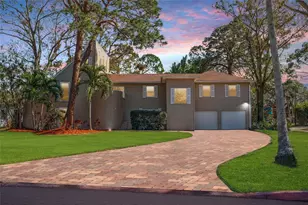 1130 Serpentine Dr S, Saint Petersburg, FL 33705 - Photo 1