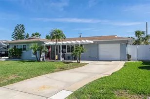 553 E Lake Dr, Largo, FL 33771 - Photo 1