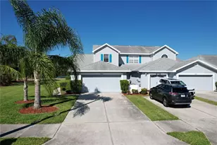 284 Hemingway Dr, Oldsmar, FL 34677 - Photo 1