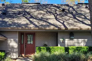 1102 Old Mill Pond Rd, Palm Harbor, FL 34683 - Photo 1