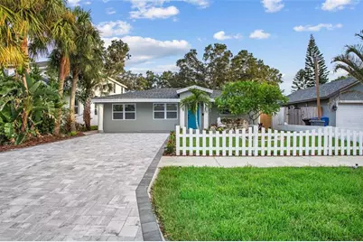 8038 27th Avenue N, Saint Petersburg, FL 33710 - Photo 1