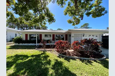 9082 141st Street, Seminole, FL 33776 - Photo 1