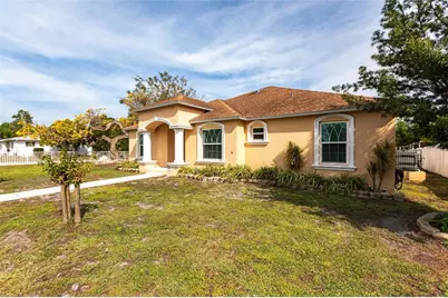 5253 1st Avenue N, Saint Petersburg, FL 33710 - Photo 1