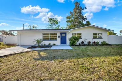 4324 Tuna Drive SE, Saint Petersburg, FL 33705 - Photo 1