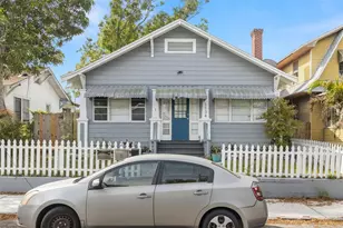 1134 9th Ave S, Saint Petersburg, FL 33705 - Photo 1