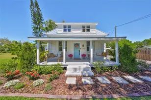 609 4th Ave SW, Ruskin, FL 33570 - Photo 1