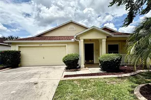 224 Chardonnay Pl, Valrico, FL 33594 - Photo 1