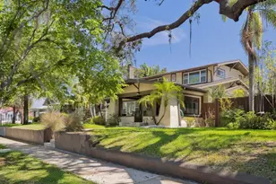 307 Bay St, Tarpon Springs, FL 34689 - Photo 1