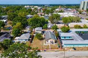 631 Ave H NW, Winter Haven, FL 33881 - Photo 1
