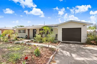 6154 36th Avenue N, Saint Petersburg, FL 33710 - Photo 1