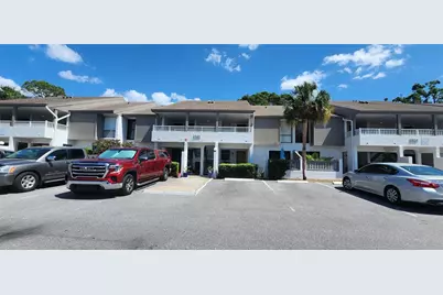 1960 Lakewood Club Dr S #2-F, Saint Petersburg, FL 33712 - Photo 1