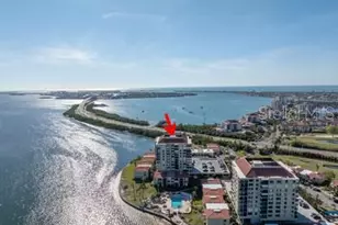 6372 Palma Del Mar Blvd S, Saint Petersburg, FL 33715 - Photo 1