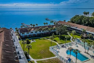 650 Pinellas Point Dr S, Saint Petersburg, FL 33705 - Photo 1