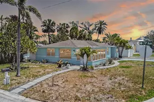 512 79th Ave, Saint Pete Beach, FL 33706 - Photo 1