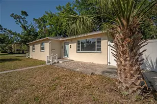 3947 Grove St S, Saint Petersburg, FL 33705 - Photo 1