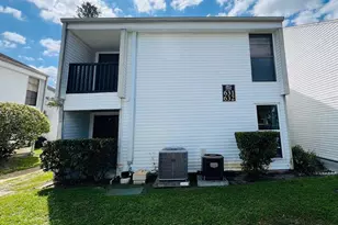 631 Haven Pl, Tarpon Springs, FL 34689 - Photo 1