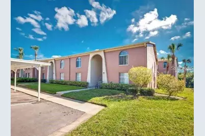 11412 2nd Street N #4, Saint Petersburg, FL 33716 - Photo 1