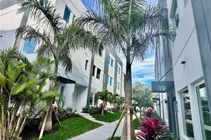 883 6th Ave S, Saint Petersburg, FL 33701 - Photo 1