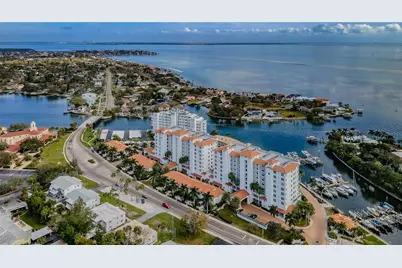 1325 Snell Isle Boulevard NE #607, Saint Petersburg, FL 33704 - Photo 1