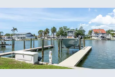 326 Windrush Boulevard #101, Indian Rocks Beach, FL 33785 - Photo 1
