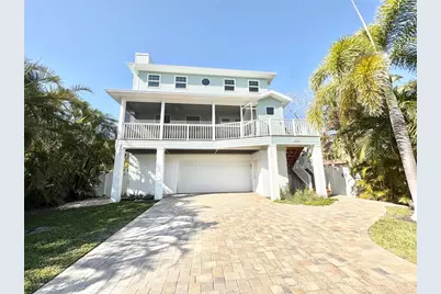 16204 3rd Street E, Redington Beach, FL 33708 - Photo 1