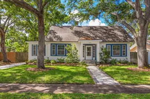 1905 McKinley St, Clearwater, FL 33765 - Photo 1
