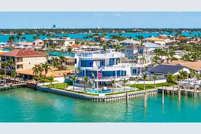 12650 7th Street E, Treasure Island, FL 33706 - Photo 1