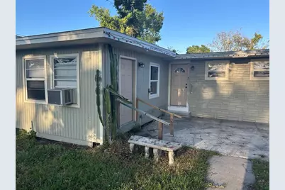 5829 32nd Street N, Saint Petersburg, FL 33714 - Photo 1