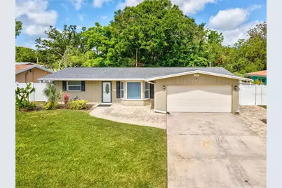 1390 S Hillcrest Avenue, Clearwater, FL 33756 - Photo 1