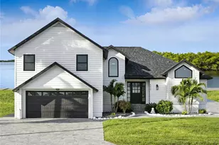 6627 Dolphin Cove Dr, Apollo Beach, FL 33572 - Photo 1