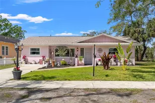 408 Pineapple St, Tarpon Springs, FL 34689 - Photo 1