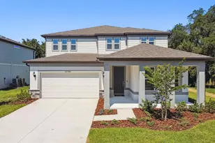 37194 Clinch Cir, Zephyrhills, FL 33540 - Photo 1