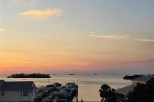 273 Shore Dr, Palm Harbor, FL 34683 - Photo 1