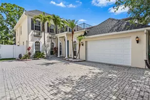 3117 W Knights Ave, Tampa, FL 33611 - Photo 1