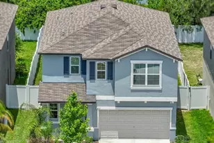 413 Royal Empress Dr, Ruskin, FL 33570 - Photo 1