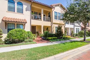 4886 Yacht Club Dr, Tampa, FL 33616 - Photo 1