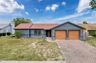 7237 Bramblewood Dr, Port Richey, FL 34668 - Photo 1