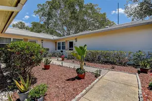 3122 37th Ln S, Saint Petersburg, FL 33711 - Photo 1