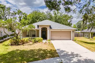 412 Henderson Ave, Seffner, FL 33584 - Photo 1