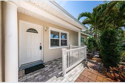 5785 15th Avenue N, Saint Petersburg, FL 33710 - Photo 1